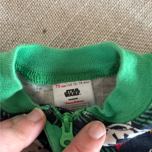 Hanna Andersson Holiday Pajamas 12-18 months - Picture 2 of 3